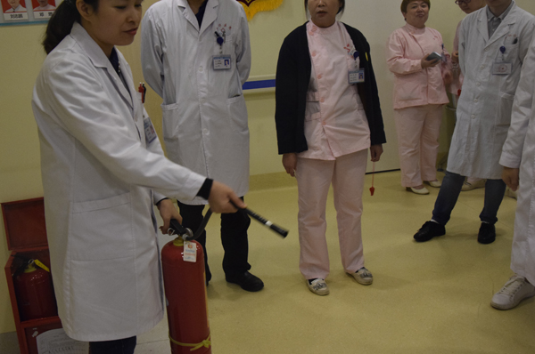 重庆康华医院消防急救演练不间断